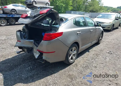 2015 Kia Optima Lx z USA, uszkodzony, nr VIN 5XXGM4A73FG375345